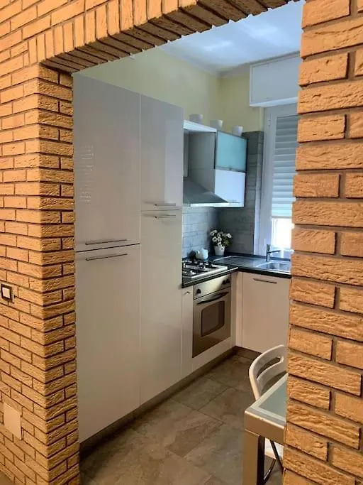 Splendido Appartamento Corsico 0*,  Italië